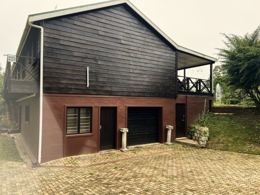 2 Bedroom Property for Sale in Harkerville A H Western Cape